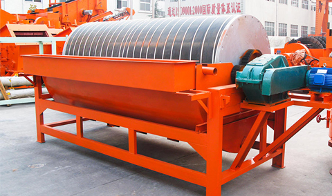 Сепаратор для магнитного обогащения